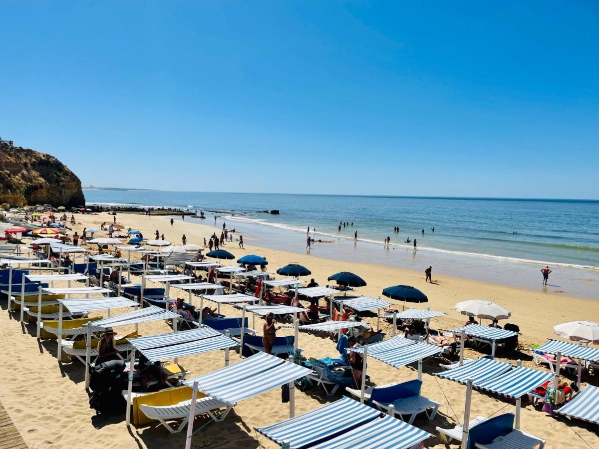 On The Beach Stunning Apartment Albufeira Olhos De Agua Extérieur photo