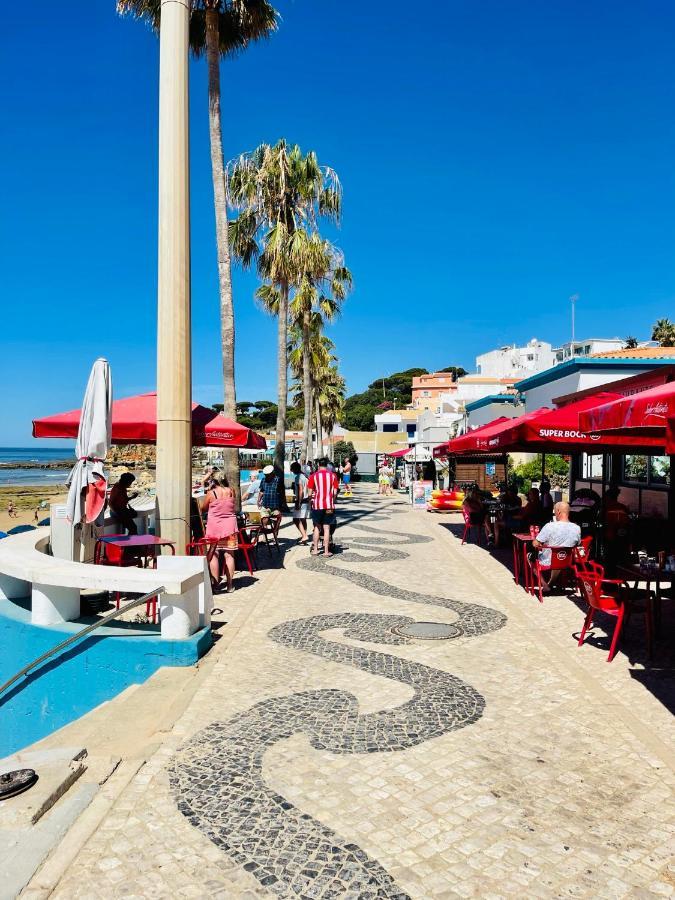 On The Beach Stunning Apartment Albufeira Olhos De Agua Extérieur photo